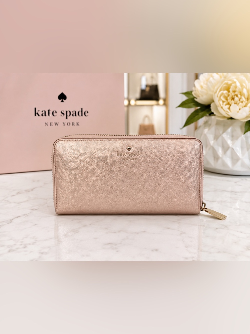 KATE SPADE SHINNY LIGHT PINK ZIPPY WALLET